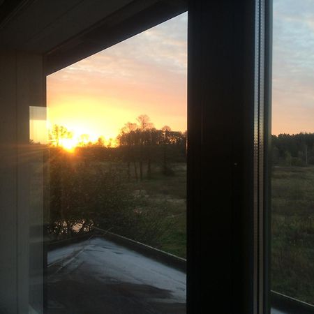Chamedafne W Puszczy Kampinoskiej Brochów Extérieur photo
