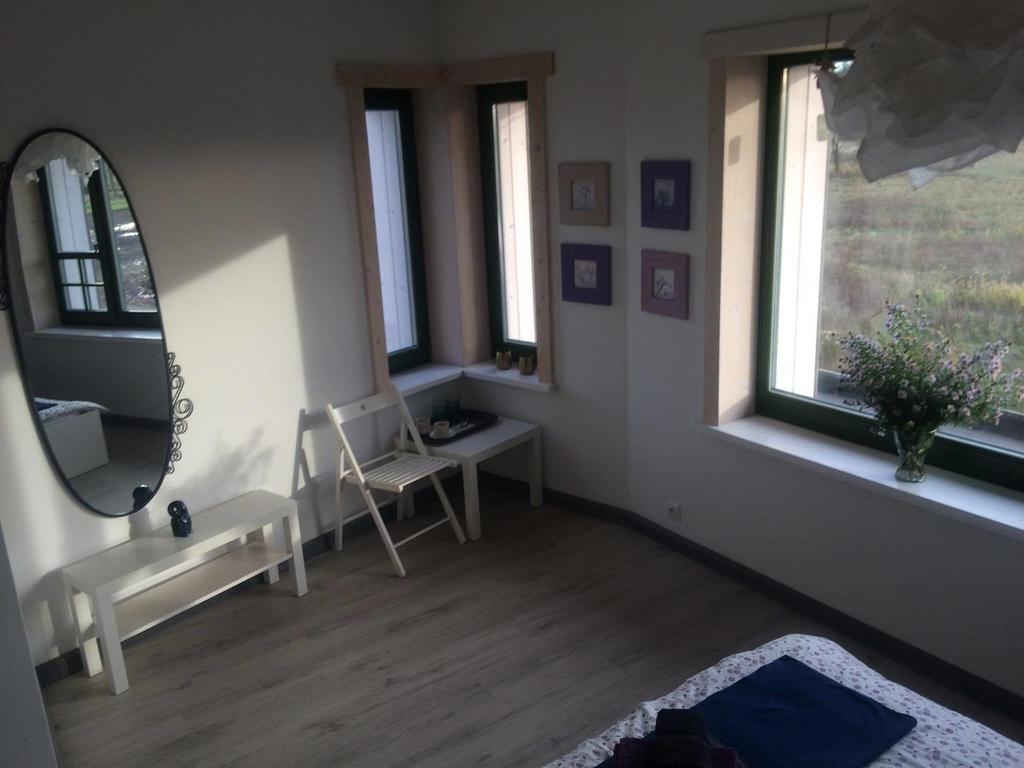 Chamedafne W Puszczy Kampinoskiej Brochów Extérieur photo
